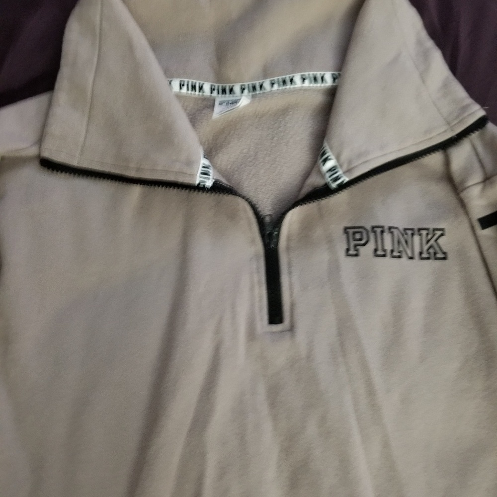 Cowl neck pullover - Picture 2 of 3